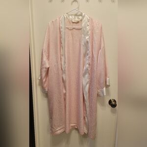 Victoria's Secret Gold Label  Pale Pink Satin-Trim Robe